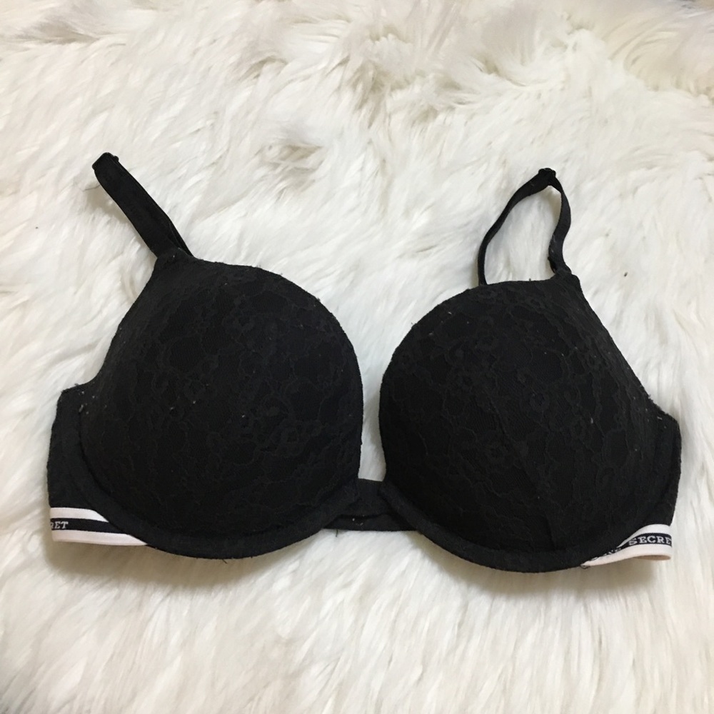 Victoria’s Secret Lace Push Up Bra